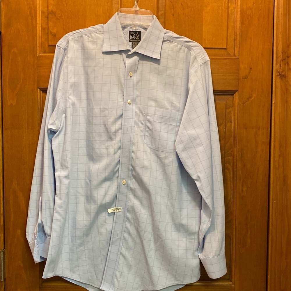 Jos. A. Bank Men’s Traveler’s Collection long sleeved shirt